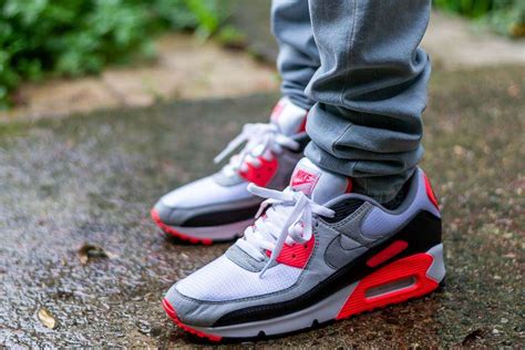 Nike Air Max 90 Infrared Aka Air Max Iii Radiant Red Review