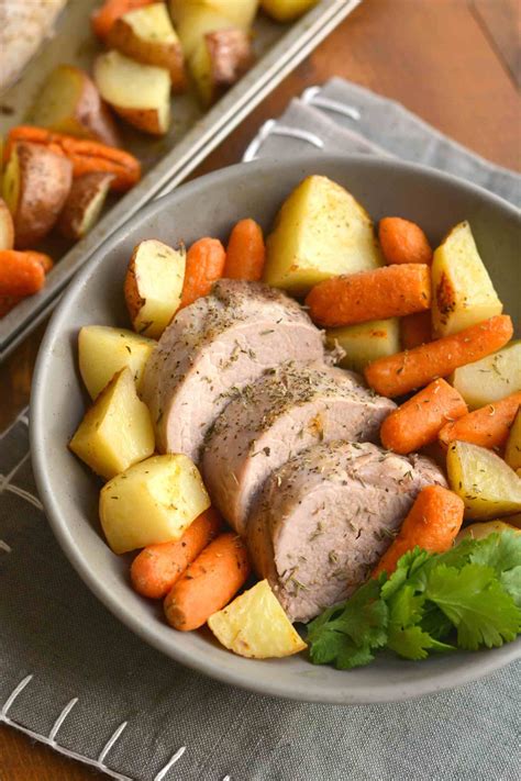 See more pork tenderloin recipes 40 Meal Prep Recipes Under 400 Calories | Pork tenderloin ...