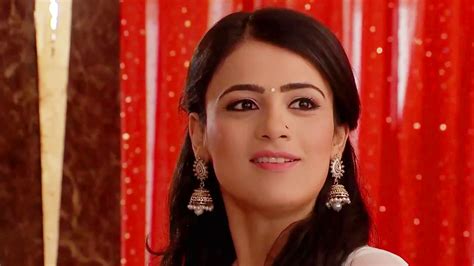 Meri Aashiqui Tumse Hi Serial Radhika Madan Hd Wallpapers