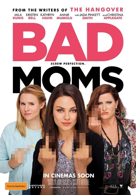 review bad moms the reel bits