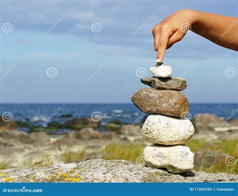 Hand Balancing Pile Of Stones Stock Image Image Of Balancing Finger
