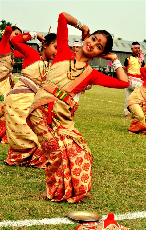 Traditional Dress Of Assam By Mousum Dutta On Youpic