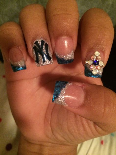 New York yankee nail design Fabulous Nails, Gorgeous Nails, Pretty