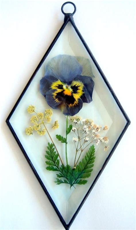 Pressed flowers can be used in many ways. Stained Glass Pressed Flowers Diamond Bevel Pansies ...