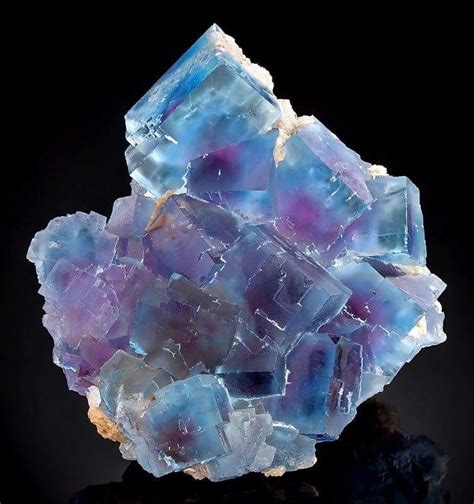 Pin By Judith Roberts On Cool Rocks Crystals Minerals And Gemstones