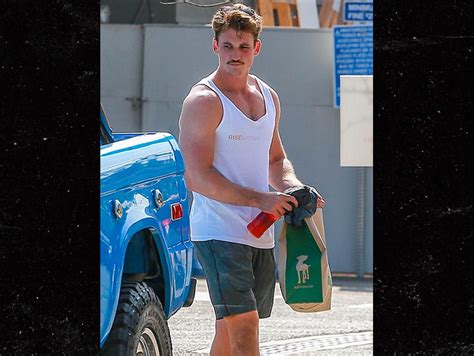 Miles Teller Looks Buff As He Films Top Gun Maverick