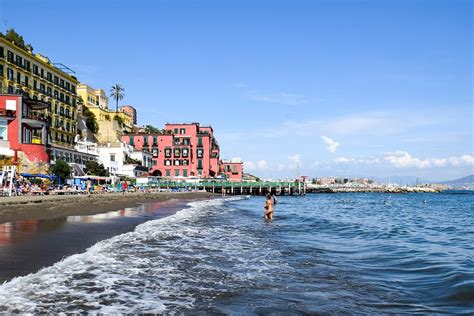 Naples Tourist Attractions