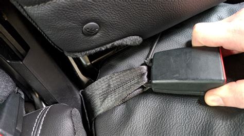how to fix car seat belt buckle stuck install