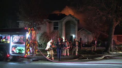 No Injuries In Large House Fire In Arlington Nbc 5 Dallas Fort Worth
