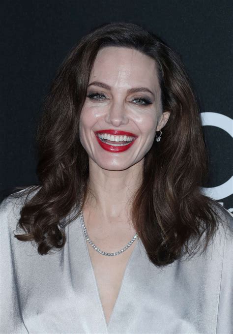 Angelina Jolie Hollywood Film Awards 2017 11 Gotceleb