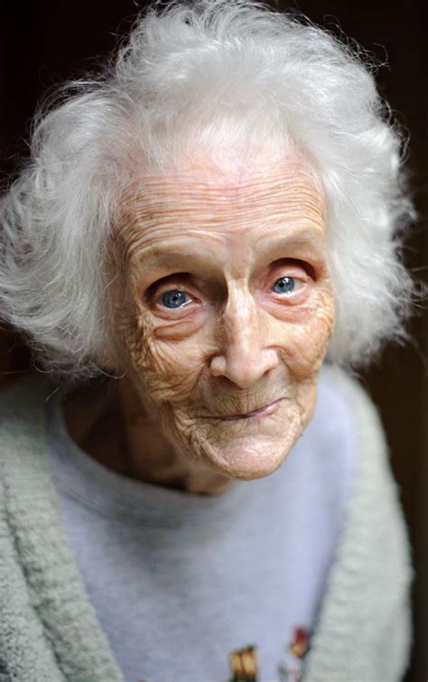 Kind Eyes And A Smirky Smilei Love Old Women Like This Who Will Grab