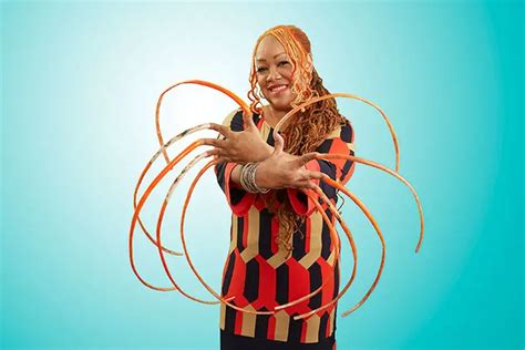 Video How To Grow The Worlds Longest Fingernails Ayanna Williams Guinness World Records
