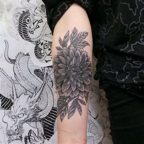 dahlia tattoo black and white dahlia tattoo tattoos black dahlia tattoo