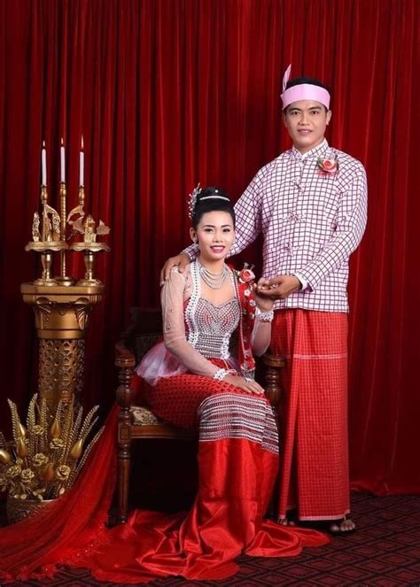 Mon People Photo Poses For Couples Mon Traditional Dress Myanmar