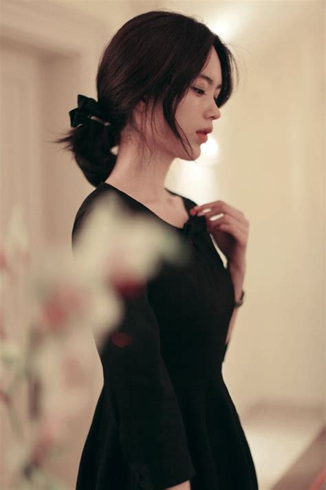 Model Yun Seon Yeong 윤선영 Brand Reticentevil