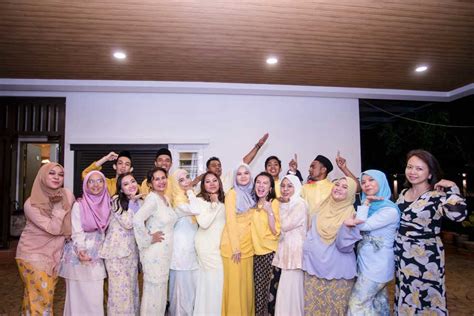 They will also buy raya clothes: Perinsuran Hari Raya Open House 2019 | Perinsuran Brokar