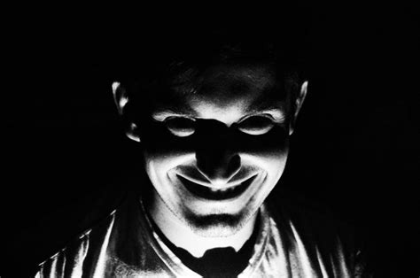 Creepy Smile Creepy Faces Poses Shadow Portraits Snapshot