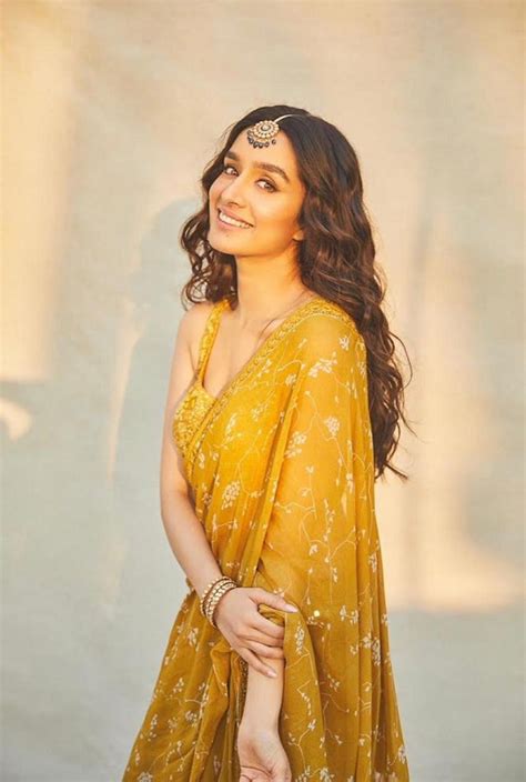 Shraddha Kapoor Looked Bright As Sunshine In Her Popping Yellow Saree
