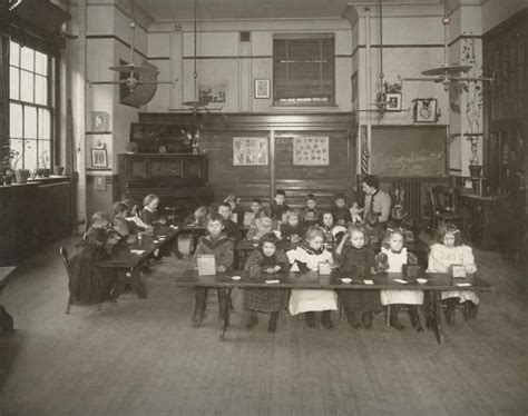 11 Ways School Was Different In The 1800s Old School House Vintage