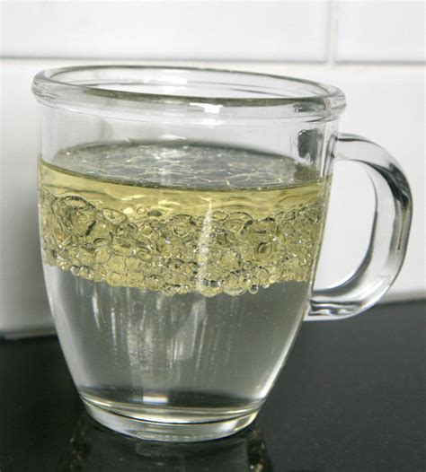 Yat Il De L Eau Dans L Huile