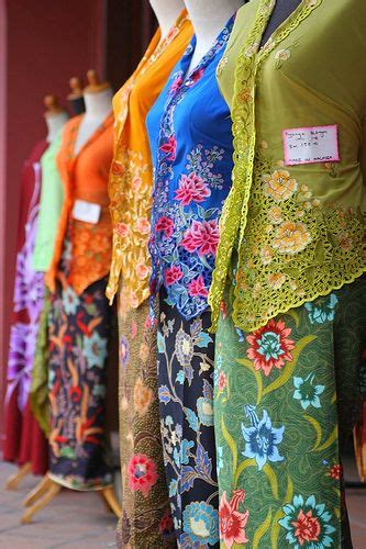 Indonesia Nyona Kebaya Batik Kebaya Batik Dress Kimono Batik Fashion