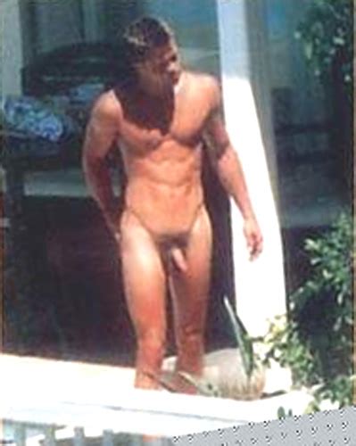 Sexy Celebs Brad Pitt