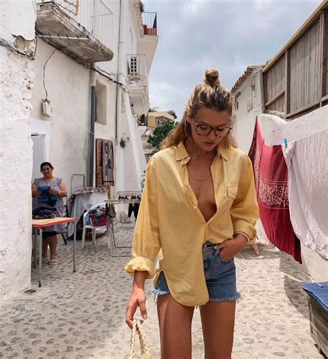 Chloe Lecareux On Instagram Laundry Today Or Naked Tomorrow Mode