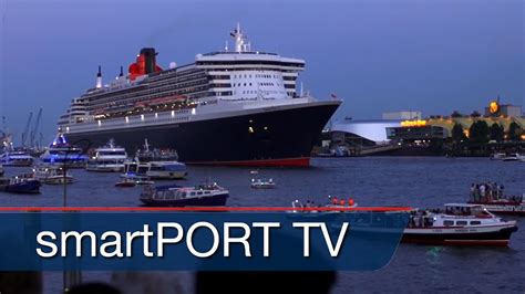 Nicht wie üblich, fährt die qm2 direkt kurs nordsee sondern grüßt zum ersten mal die. 10-jähriges Jubiläum: Queen Mary 2 besucht Hamburg [GER ...