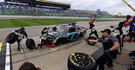 However, not all crew members make that much. Now we know why JR Motorsports pit crew never showed up ...