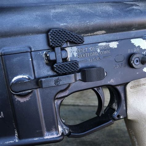 Knights Armament Ambidextrous Magazine Release Review The Gun Toter