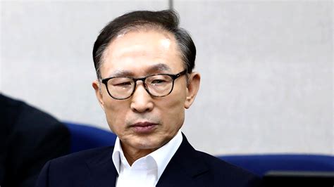 Lee Myung Bak South Korean Ex President Receives Pardon The New York Times