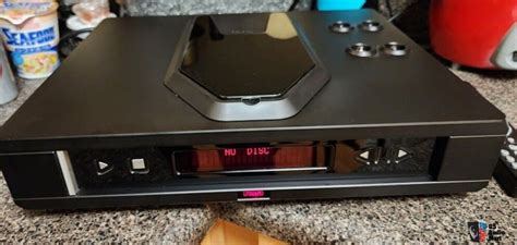 Rega Isis Reference Tube Cd Player For Sale Us Audio Mart