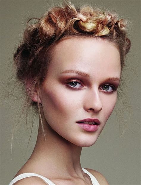 Round Face Hairstyles For Prom FASHIONBLOG