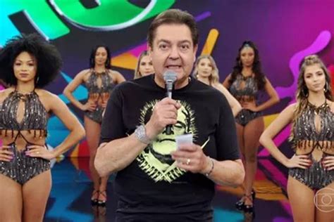 O apresentador resolveu falar mais uma vez o que pensa e criticou o programa big brother brasil. Em último ano de ''Domingão'', bailarinas do Faustão são ...