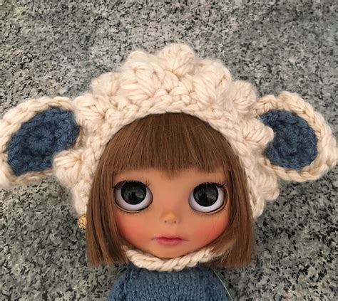 Hazel Has A New Hat Hazel Custom Blythe Doll By Lovelau Lovelaurie Dolls Flickr