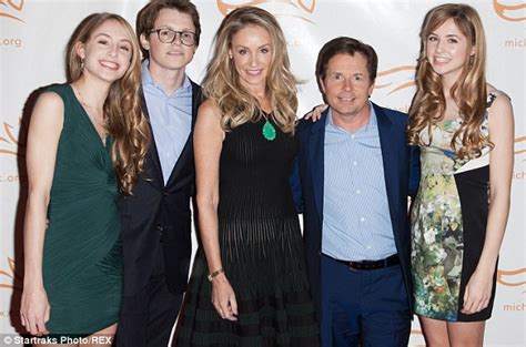 Michael J Fox Takes Wife Tracy And Daughters To Meet Mickey Mouse At