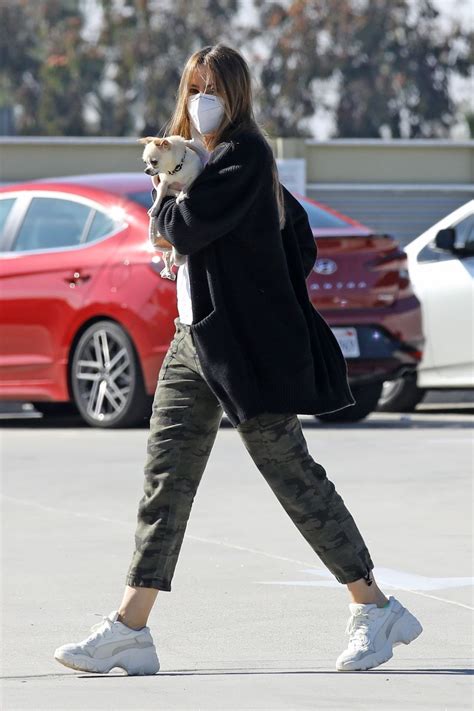 View the latest sofía vergara photos. Sofia Vergara - Out in Los Angeles 02/03/2021 • CelebMafia