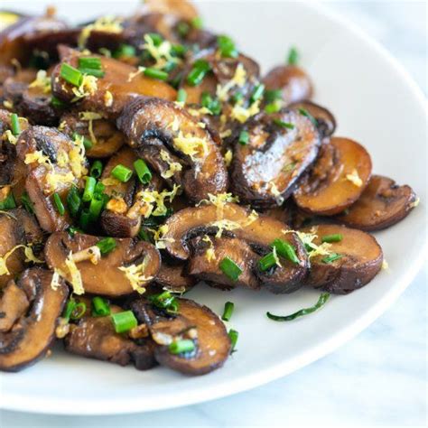 How to make deeply flavored oven roasted mushrooms that are perfectly ...