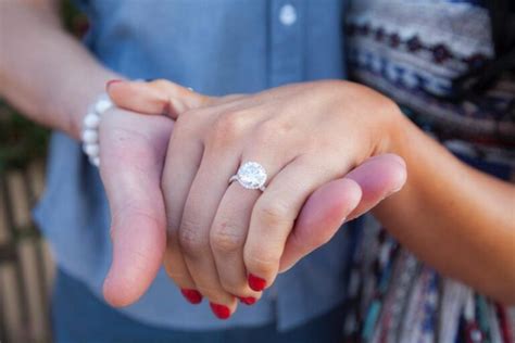 An Ultimate Guide On Buying Engagement Rings Shopping Ideas 2017