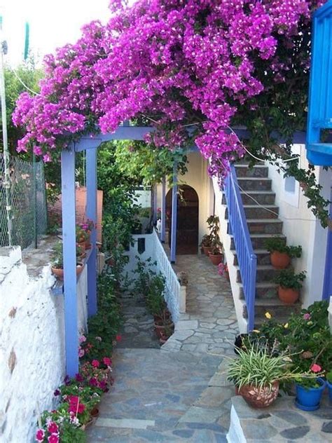 Por Las Escaleras Buganvillas Greece Beautiful Places Island