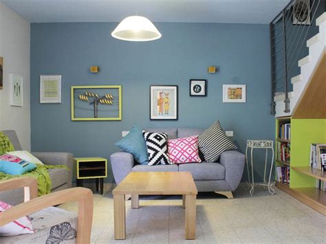 Menerapkan konsep minimalis di rumah bisa jadi salah satu cara. Ruang Tamu Sempit Kelihatan Luas - Desain Rumah