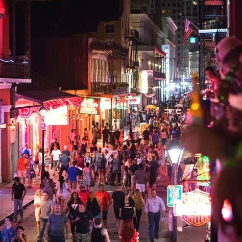 Hundreds Of Swingers Pack New Orleans For 5 Day Sex Fest With Erotic