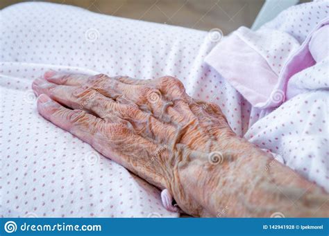 Very Old Senior Woman Hand, Wrinkled Skin Stock Photo - Image of home ...