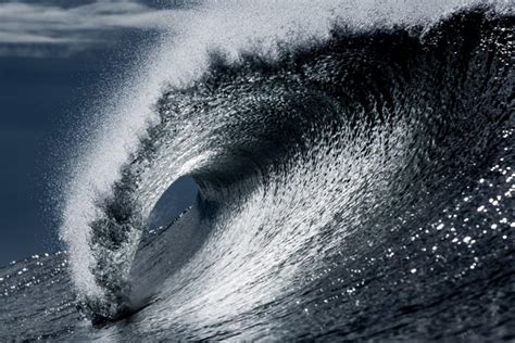 The Biggest Wave Ever Recorded Measured 1720 Feet