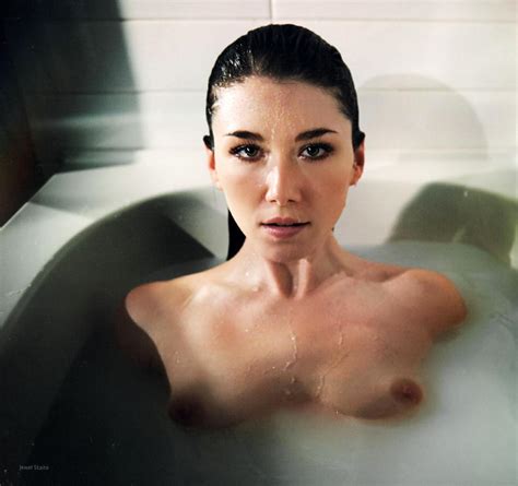 Jewel Staite Nude And Sexy Photos Scandal Planet