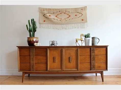 Mid Century Modern Mayan Bassett Dresser + Mirror | Dresser with mirror