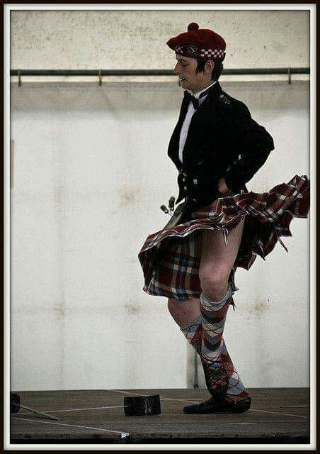 Dancing Scot Kilt Outfits Men In Kilts Men Dress Up