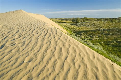 Great Sandhills Hike This Unique Desert In Saskatchewan To Do Canada