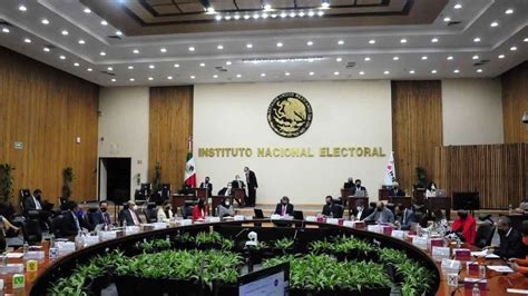 Aprueba INE más de 6 mil millones de pesos para partidos políticos en