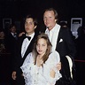 Jon Voight junto con sus hijos Angelina y James - La vida de Angelina ...